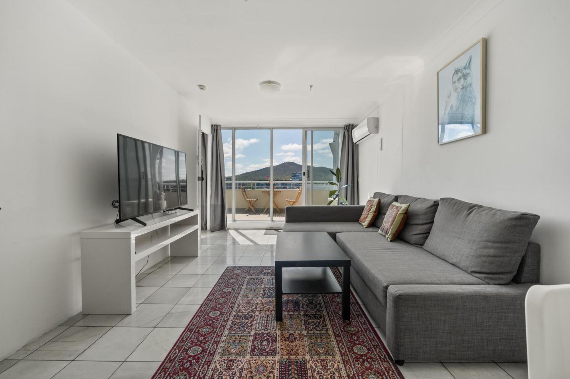 Dana-Private Room In A Shared Duplex Apartment -1 Canberra Bagian luar foto